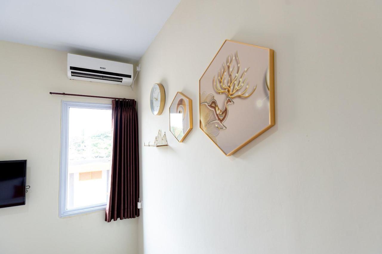 Reddoorz Plus At Komplek Abc Batu Aji Batam Kubuk Exteriér fotografie