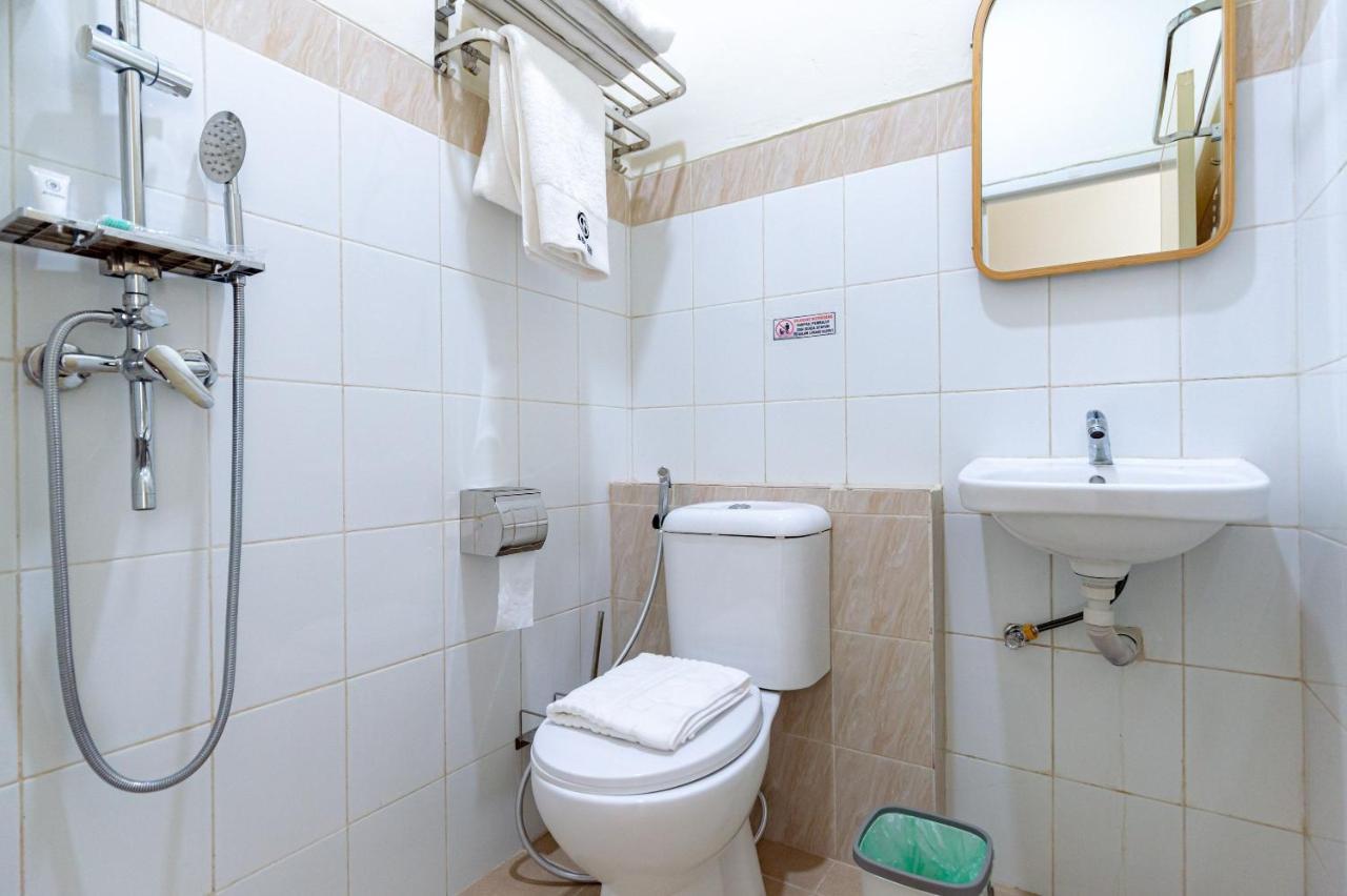 Reddoorz Plus At Komplek Abc Batu Aji Batam Kubuk Exteriér fotografie